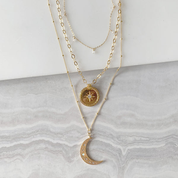 Crescent Moon with Medallion Layering Necklace Set in Gold